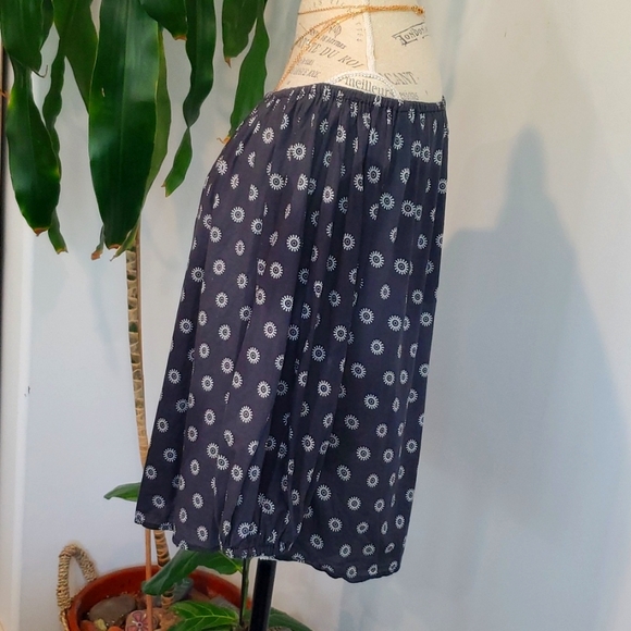 Maeve Anthropologie off the shoulder top - Picture 3 of 7